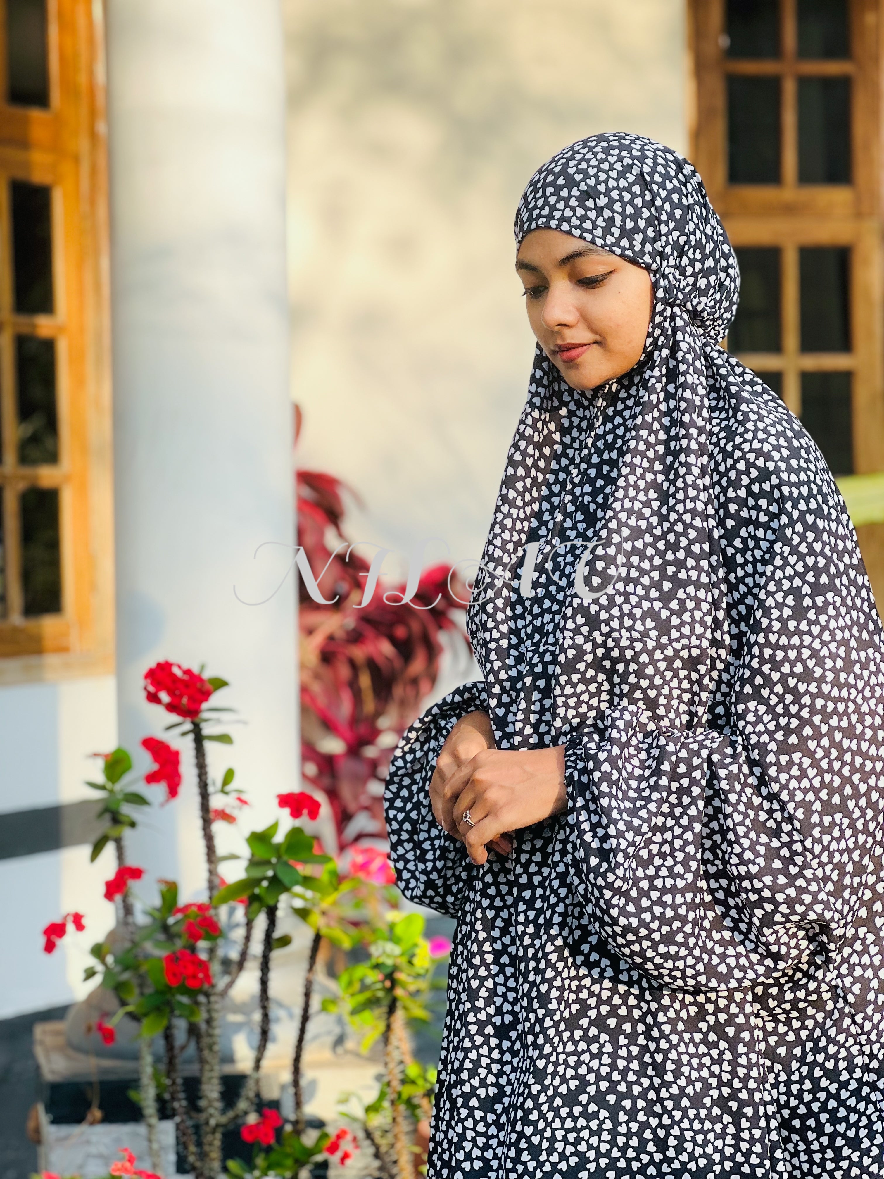 Heart prayer dress