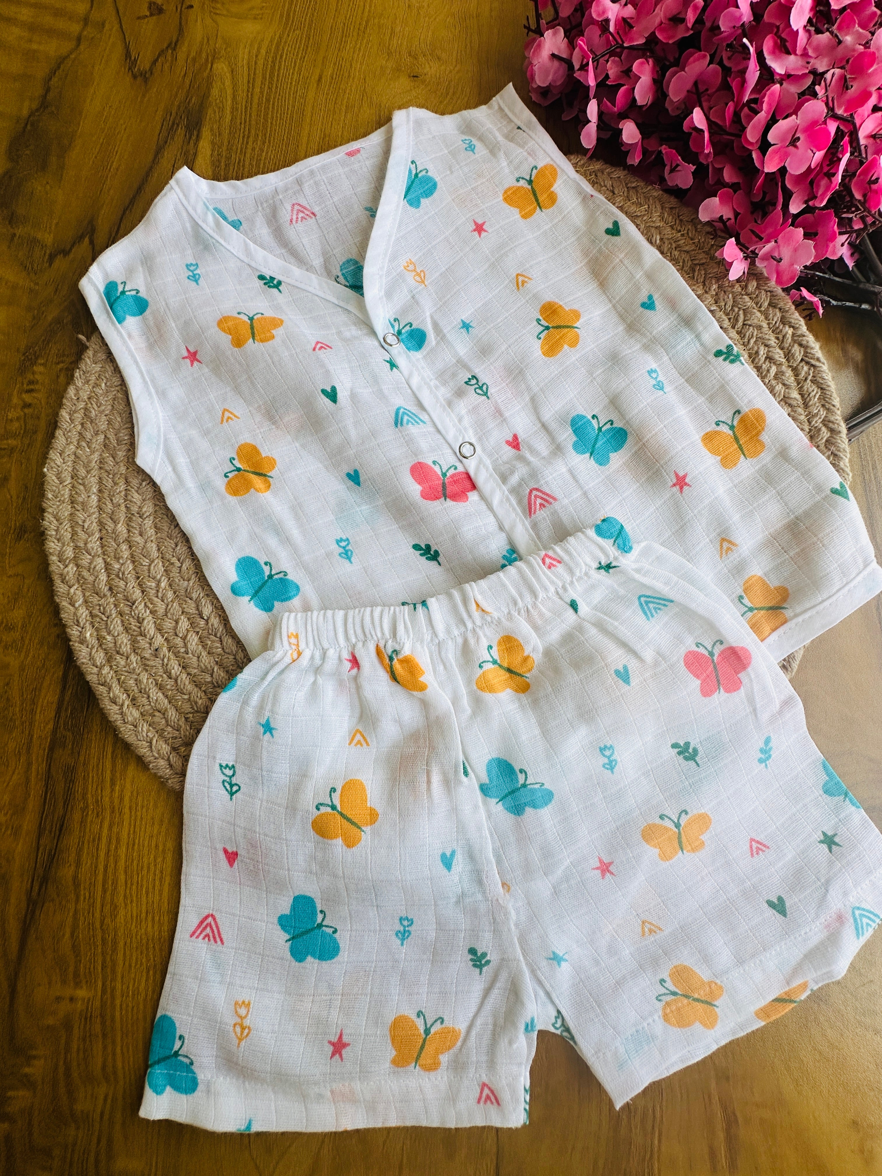 muslin jabala+ shorts set (3-6 months)