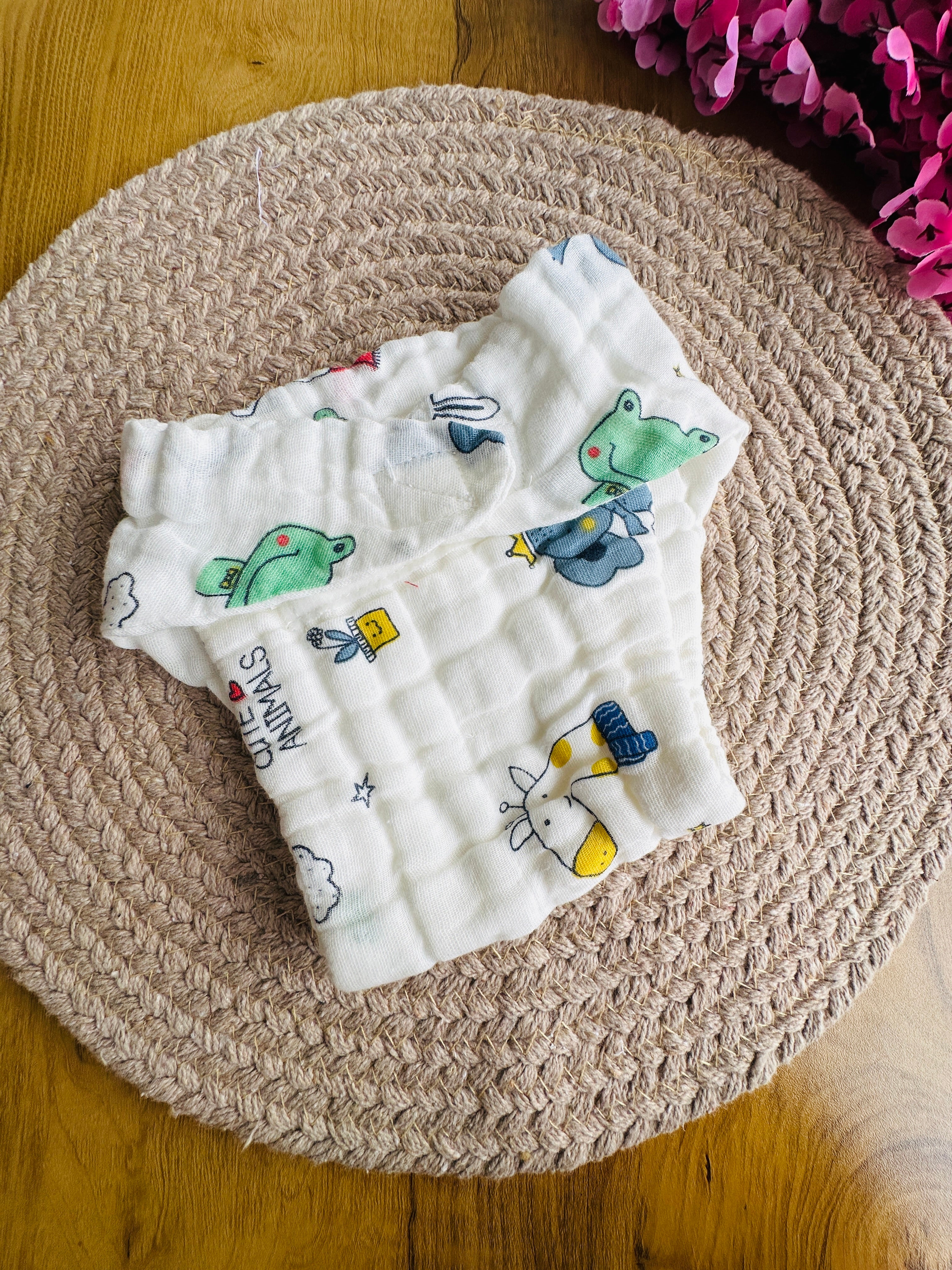 muslin crinkled velcro nappy